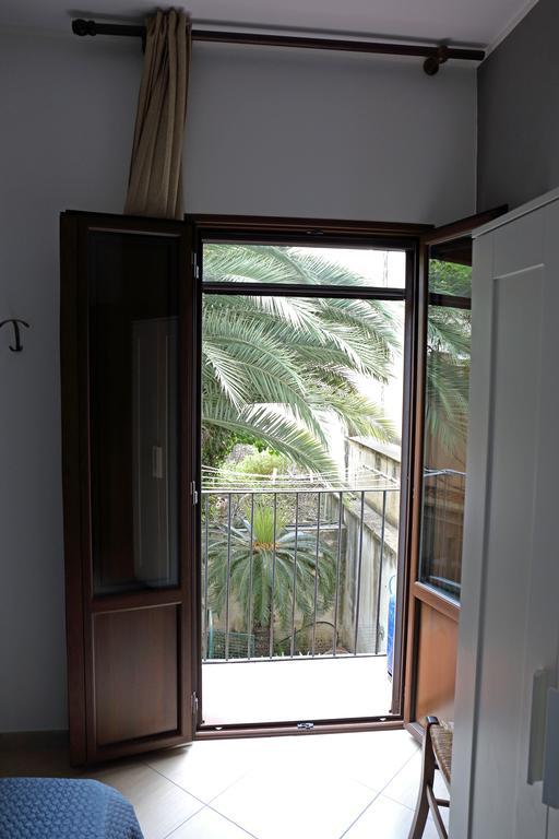 Conte Agostino Pepoli Apartment Trapani Exterior photo